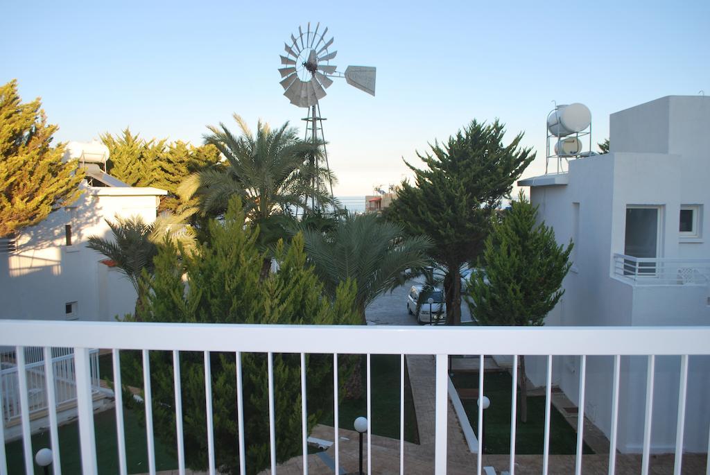 Flisvos Beach Apartments Protaras Rom bilde